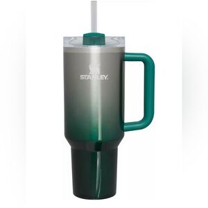 Stanley 40 oz. Quencher H2.0 FlowState Tumbler Green